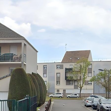Evasion Romantique Avec Jacuzzi Savigny-le-Temple Exterior foto